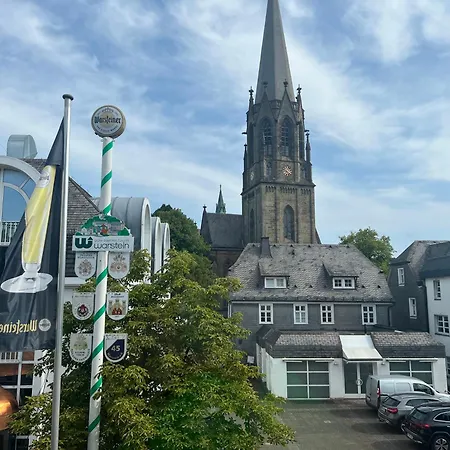 Kleines Gemuetliches Gaestehaus In 아파트 *